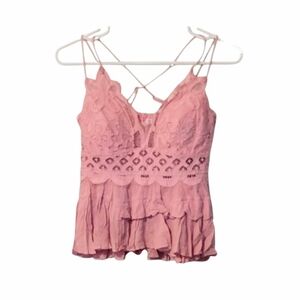 Zenana Pale Pink Criss Crossed Smocked Lace Camisole Size Large Juniors